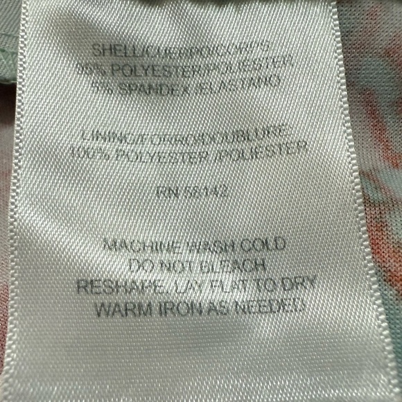 London Times Woman Dress sz14w Sleeveless Green & Peach Floral Cottagecore Curvy - Picture 5 of 6